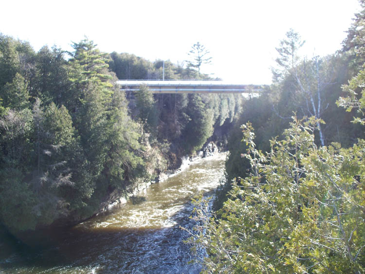 Spring View Elora Gorge Downstream From Lovers Leap